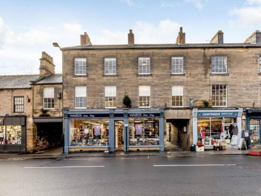 Pass The Keys Old Beams Luxury Style & Comfort In Town Centre Bakewell Extérieur photo